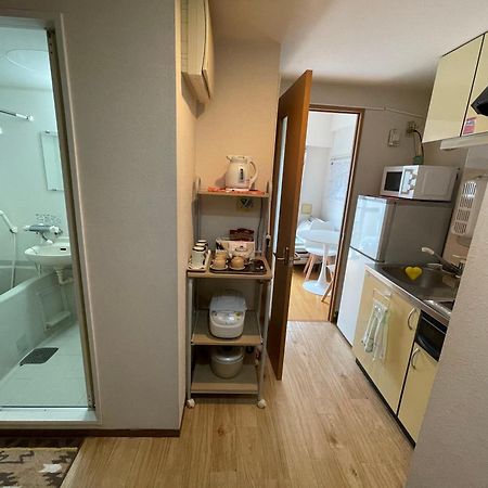新宿庭院の屋-Shinjuku Garden Home -28 Square Meters King Size Bed Garden Room Токио Экстерьер фото